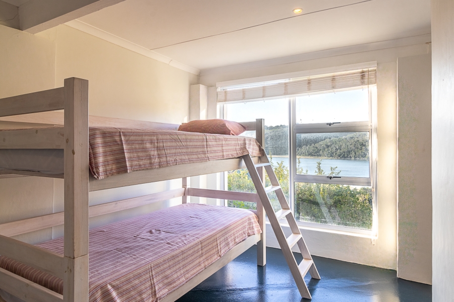 5 Bedroom Property for Sale in Riversbend Eastern Cape
